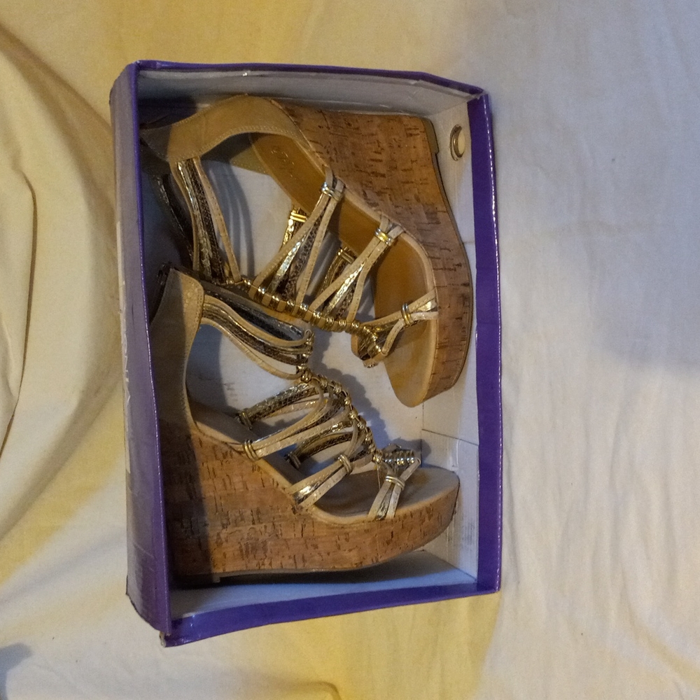 Woman's Beige Paprika Jazmon Wedge Sandle